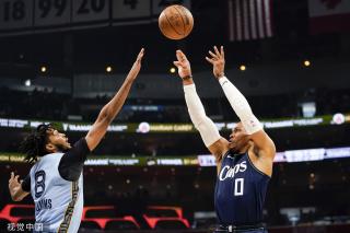 重围的期待 重围的期待