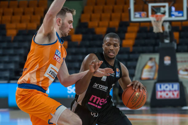 年的一笔转 年的一笔转